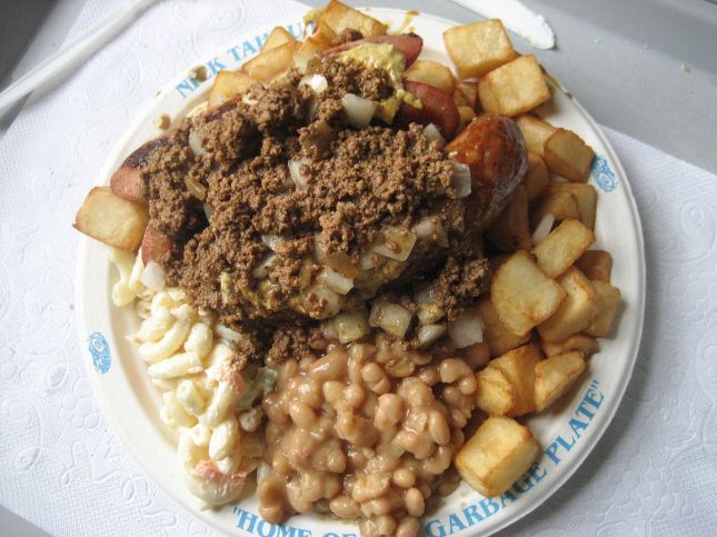 1280px-Garbage_plate